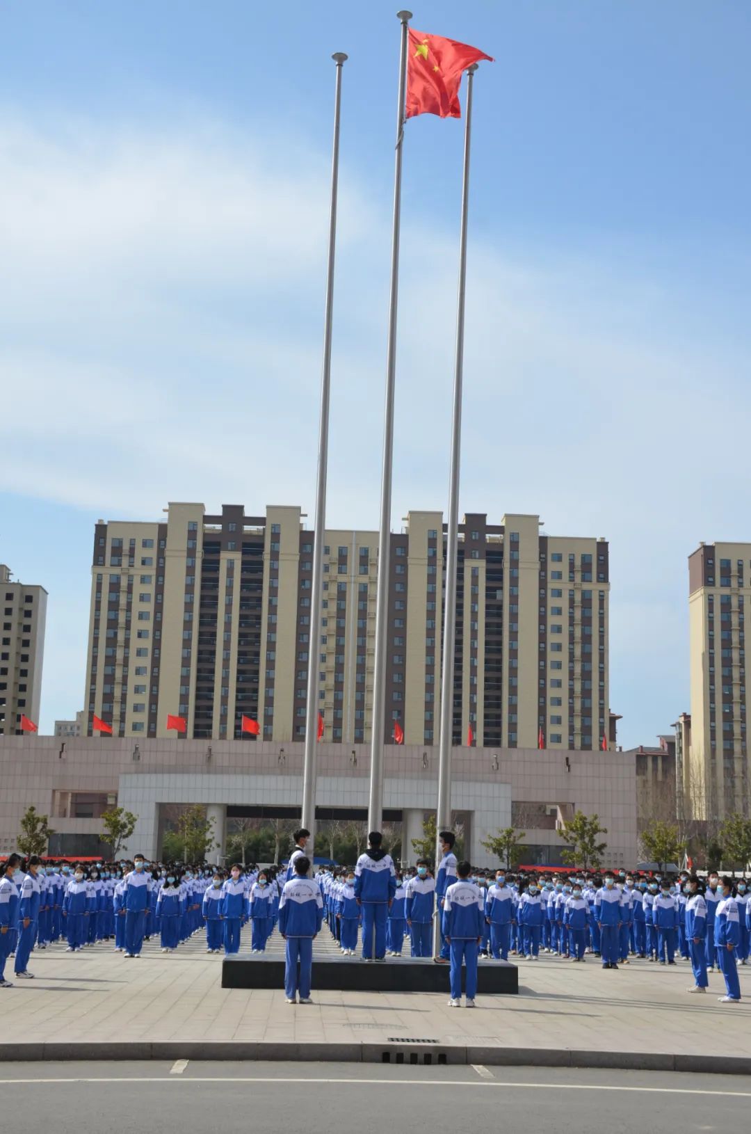 图片[3]-强作风 抗疫情 备高考 共成长——郯城一中举行高三封闭校园特别升旗仪式-郯城一中