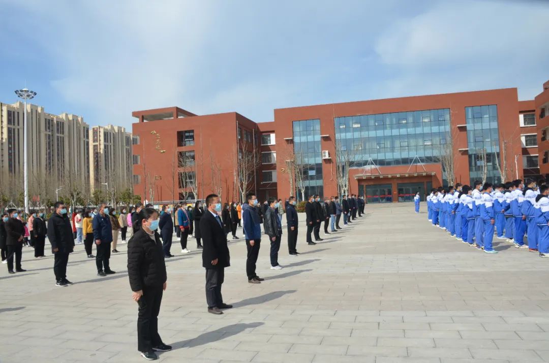 图片[7]-强作风 抗疫情 备高考 共成长——郯城一中举行高三封闭校园特别升旗仪式-郯城一中