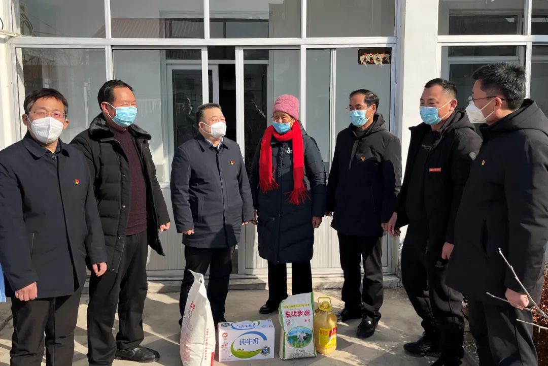 图片[2]-郯城一中：春节前走访慰问“第一书记”派驻村-郯城一中