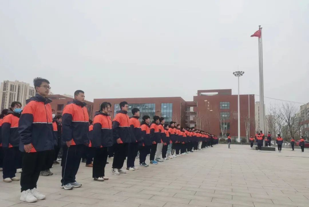 图片[1]-郯城一中举行新学期第一次升旗仪式-郯城一中